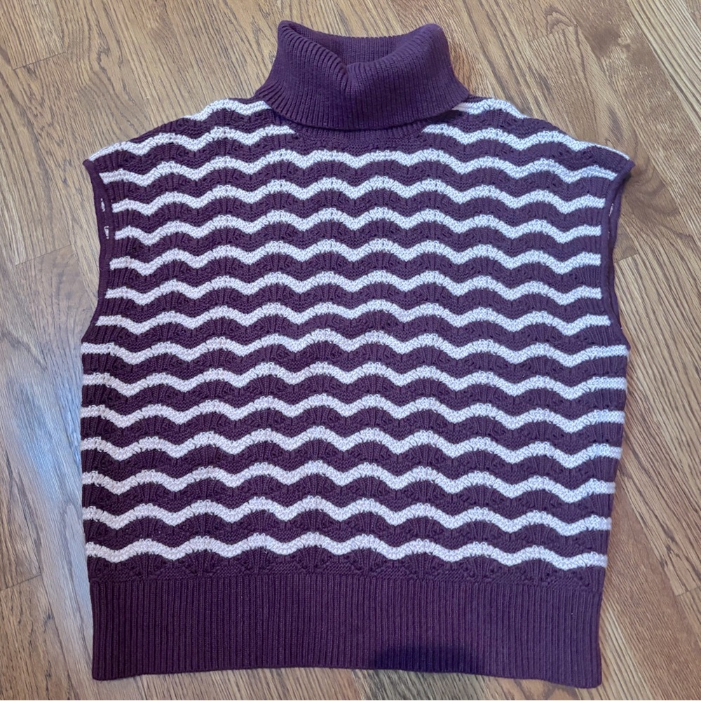 BCBGMaxAzria Maroon and Cream Cowl Neck no sleeves Sweater